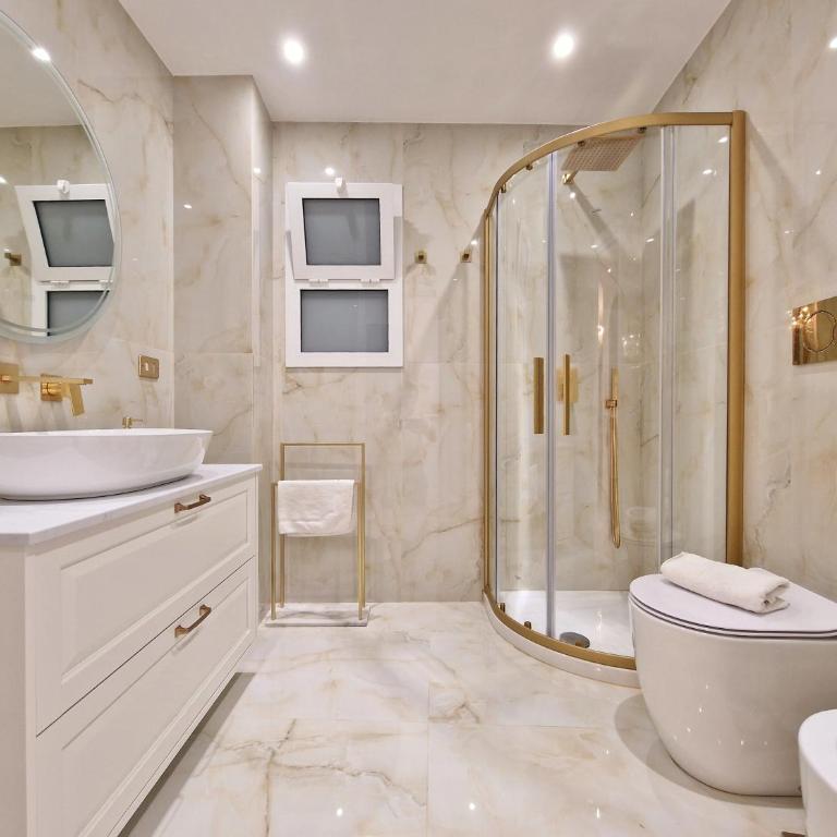 LA BARONESSA CHARMING HOUSE with parking - Three-Bedroom Apartment - 20