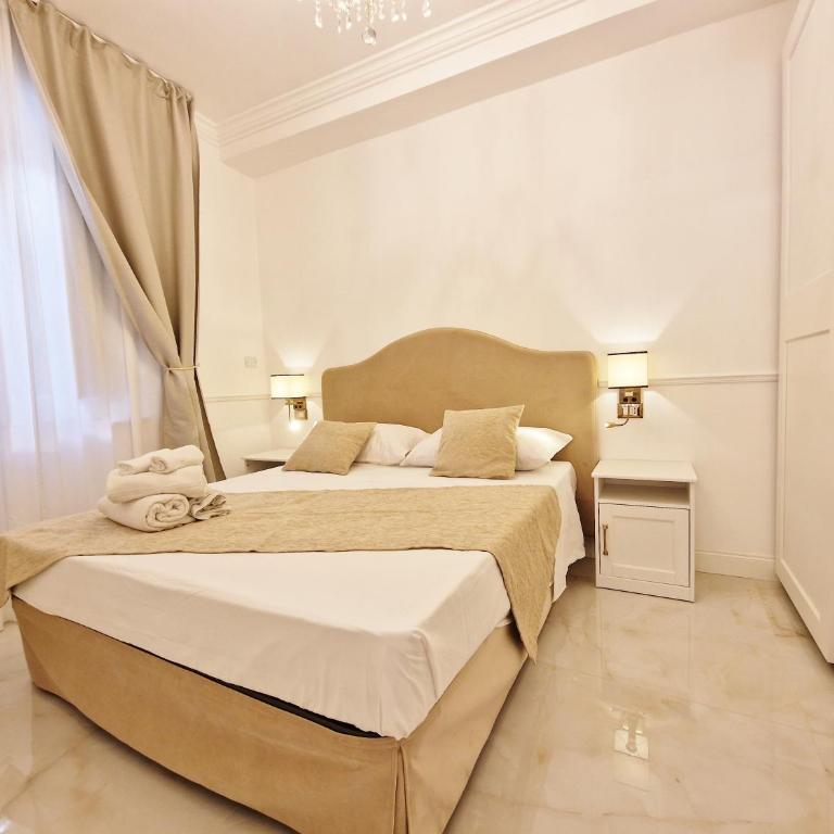 LA BARONESSA CHARMING HOUSE with parking - Three-Bedroom Apartment - 15