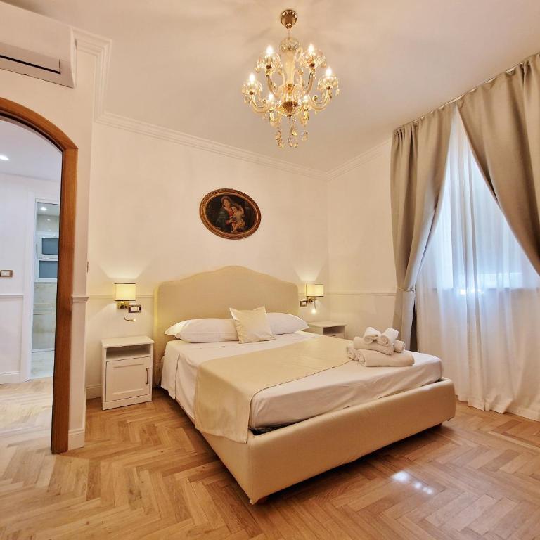 LA BARONESSA CHARMING HOUSE with parking - Three-Bedroom Apartment - 11