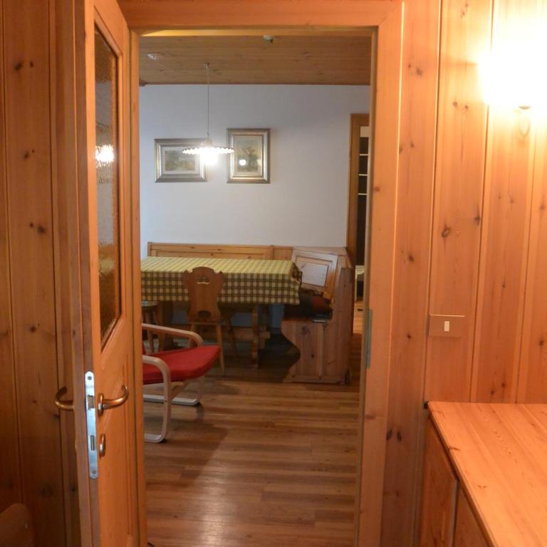 Apartments Antares - Apartment mit 2 Schlafzimmern und Balkon - 6