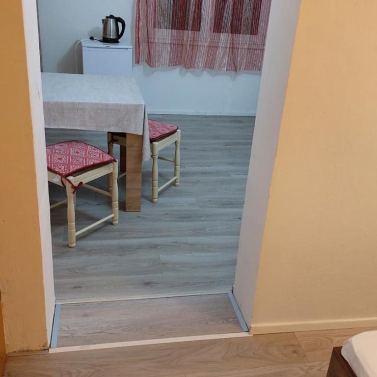 Guesthouse Mixe - Triple Room with Private Bathroom - 2