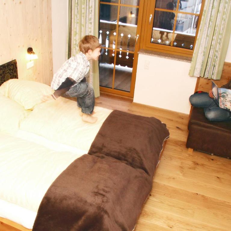 Familien-Bauernhof Neumoar - Apartment mit 2 Schlafzimmern - 9