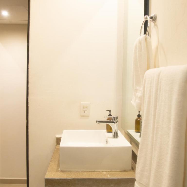 Makari Vallarta - Apartamento de 2 dormitorios con balcón - 30