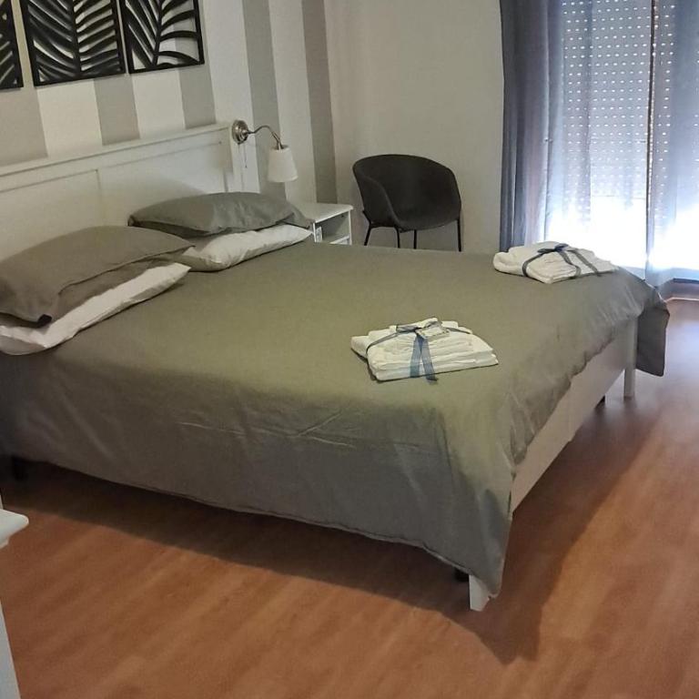 Esther's Home Casa - Two-Bedroom Apartment - 14