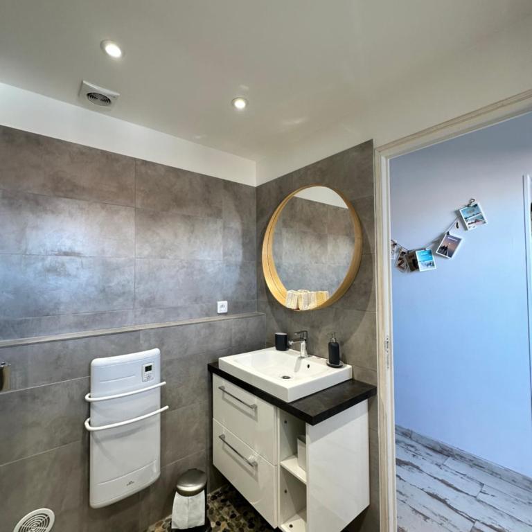 Appartement cosy Le Bohème, à 300m des plages et animaux acceptés 2eme étage - Apartment mit 1 Schlafzimmer - 12