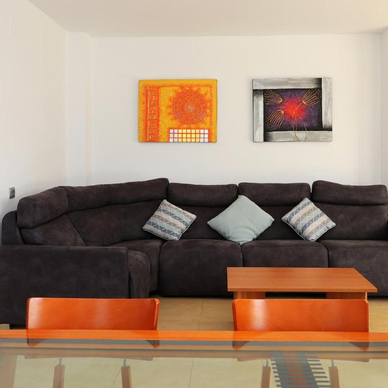 AT014 A pocos metros de la playa, equipamiento completo, piscina comunitaria - Villa con vistas al jardín - 10