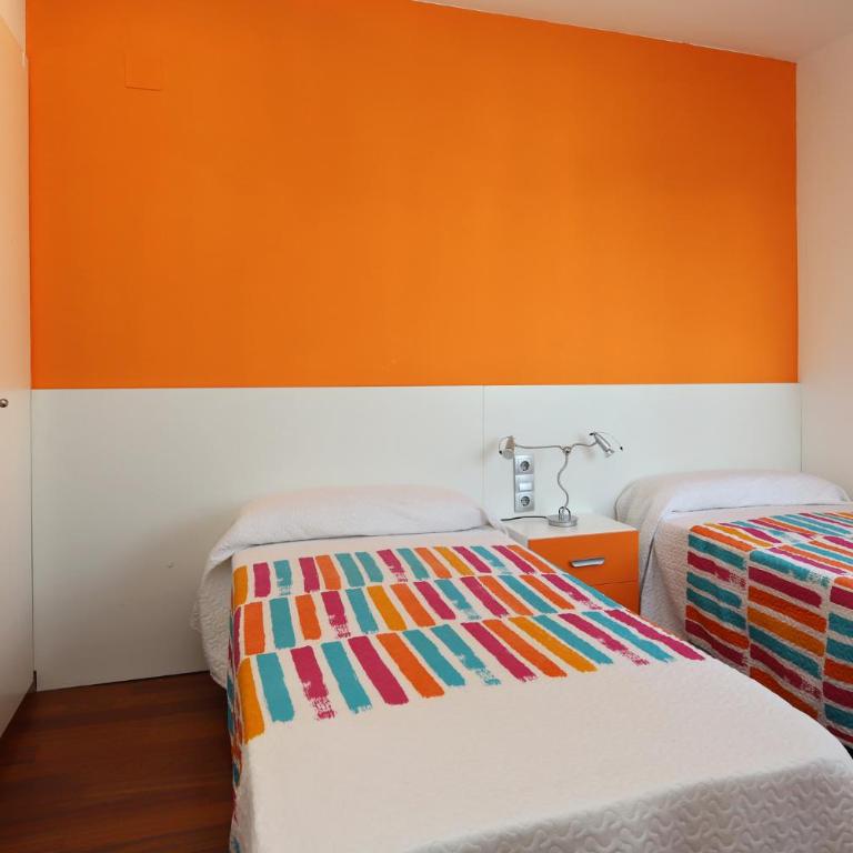 AT014 A pocos metros de la playa, equipamiento completo, piscina comunitaria - Villa con vistas al jardín - 23