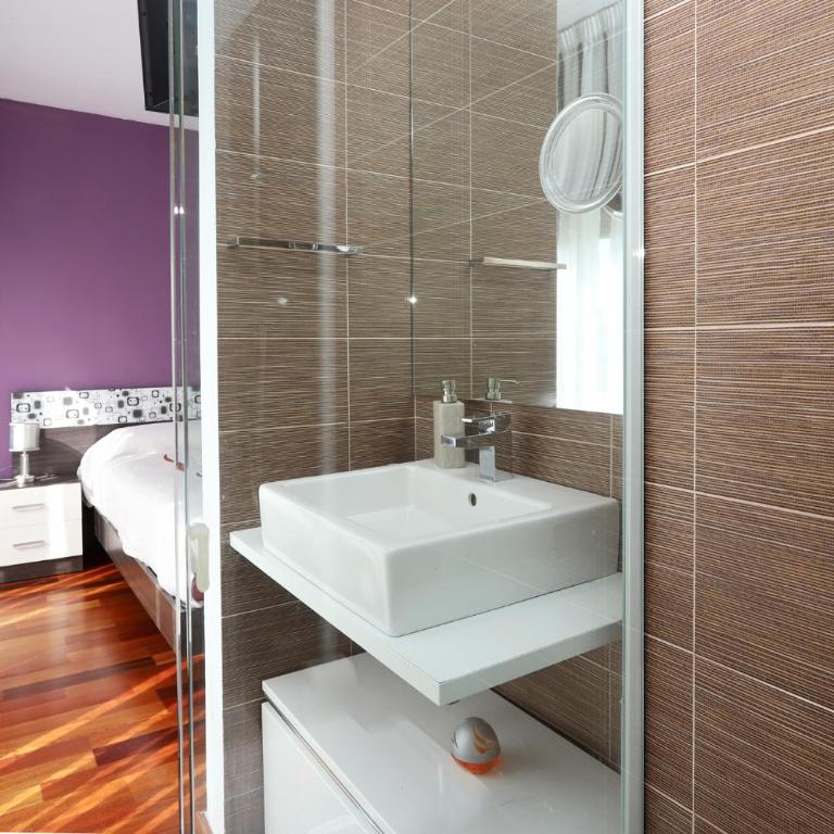 AT014 A pocos metros de la playa, equipamiento completo, piscina comunitaria - Villa con vistas al jardín - 27