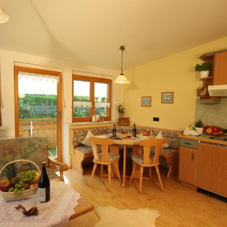 Gästehaus Bachtl - Apartment mit Dusche - 3