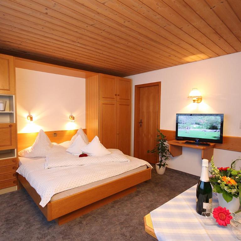 Gästehaus Bachtl - Apartment mit Dusche - 2