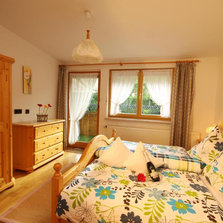 Gästehaus Bachtl - Apartment mit Dusche - 4