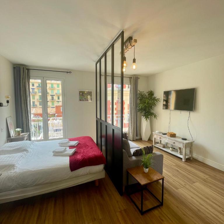 Le Verlaine, studio en centre ville à deux minutes des plages - Studio - 6