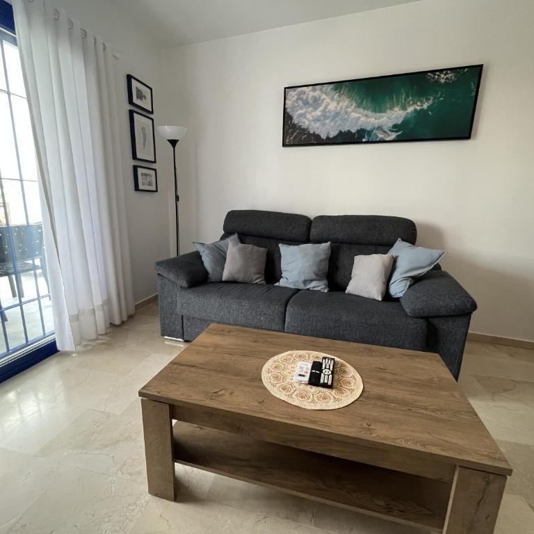 Benalmadena Medus Sea View Andra - Two-Bedroom Apartment - 6