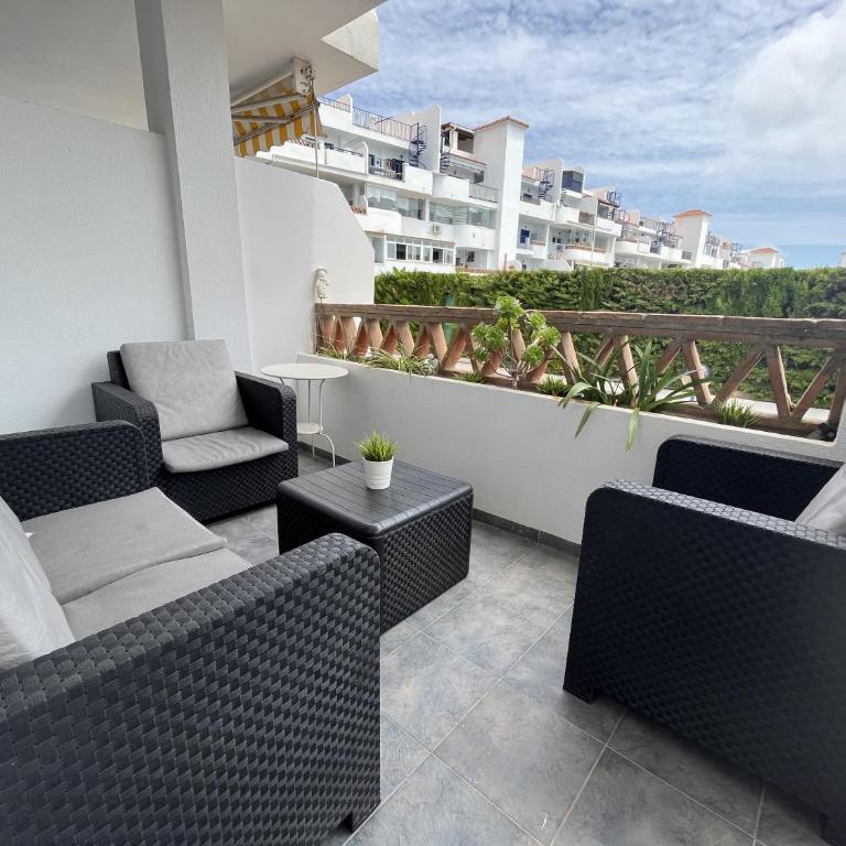 Benalmadena Medus Sea View Andra - Two-Bedroom Apartment - 1