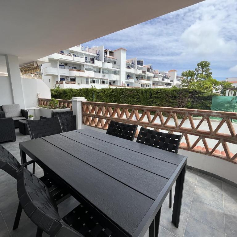 Benalmadena Medus Sea View Andra - Two-Bedroom Apartment - 9