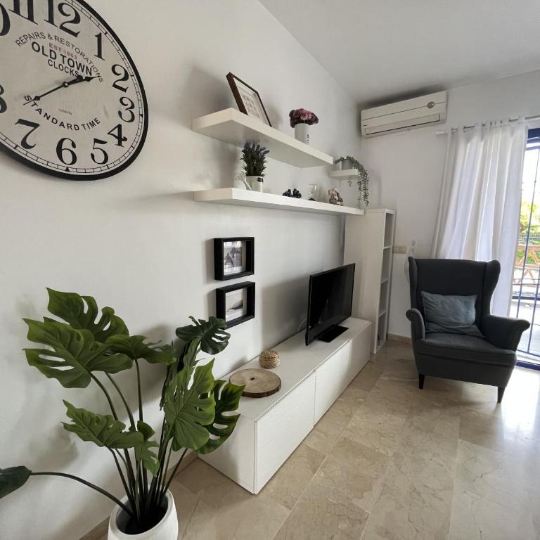 Benalmadena Medus Sea View Andra - Two-Bedroom Apartment - 15