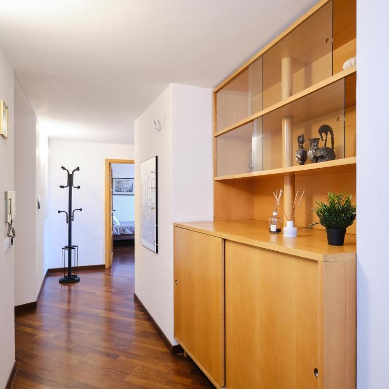 Ampio appartamento a 10 minuti dal Centro - Appartamento con 3 Camere da Letto - 35