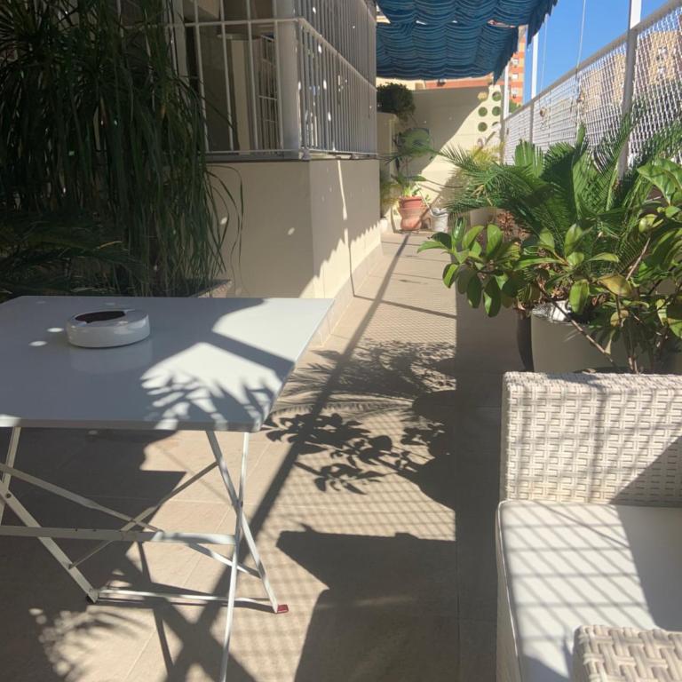 Apartamento con gran terraza jardín cerca del centro - Apartamento con terraza - 2