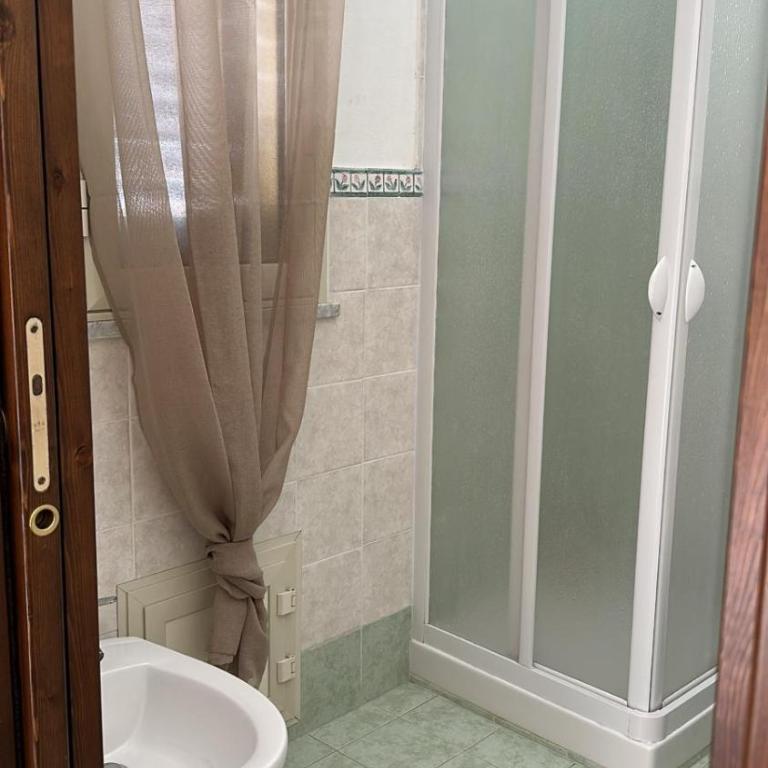 Domus Mea Apartments - One-Bedroom Loft Apartment with Balcony - 18