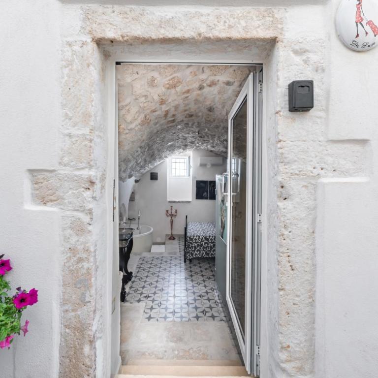 Donna Alfa Suite by Rentbeat - Casa con 1 Camera da Letto - 14