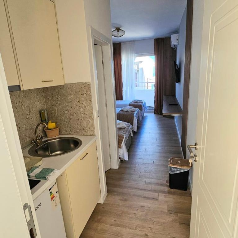 Villa Alba Apartments - Deluxe Studio - 5
