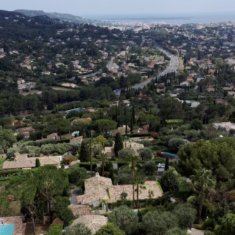 Villa Mougins vue mer Avec Piscine - Villa 2 Chambres - 3