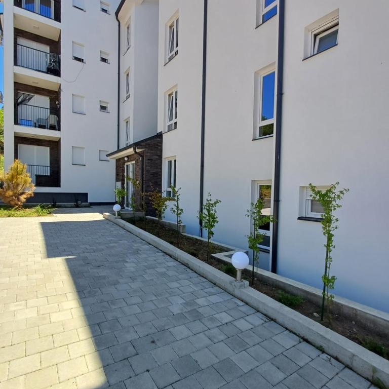 Dva brata - Apartman sa 1 Spavaćom Sobom - 3