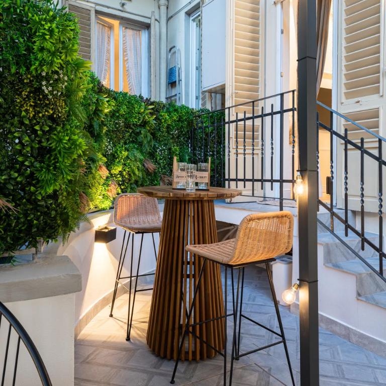 Elegante Appartamento con Giardino Privato, Jacuzzi nel Cuore di Firenze - Three-Bedroom Apartment - 25