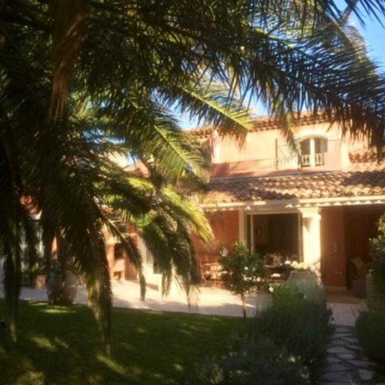 Villa Équipée avec Jardin à 50m de la Plage et Commerces - FR-1-100-238 - Villa - 1