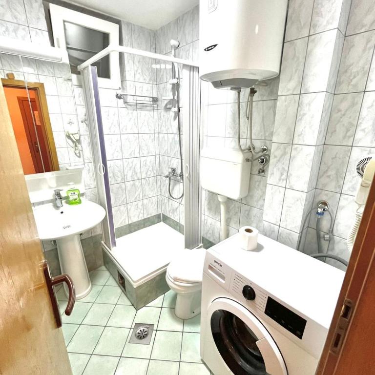 Apartments Sofija - One-Bedroom Apartment - 9