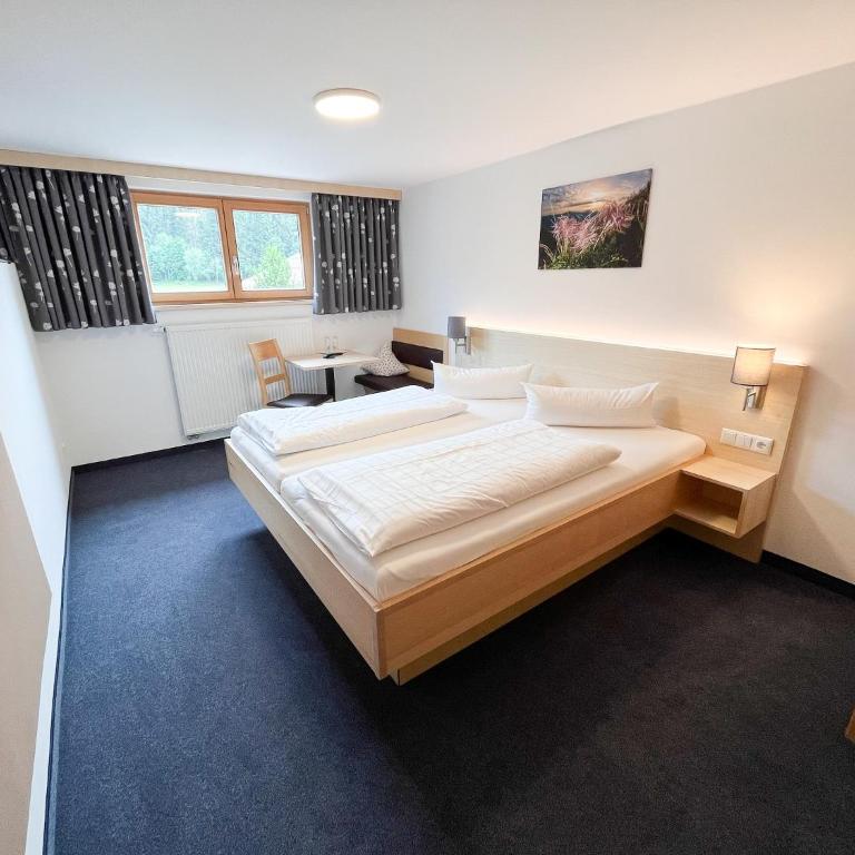 Fideliushaus - Double Room 18 - 7