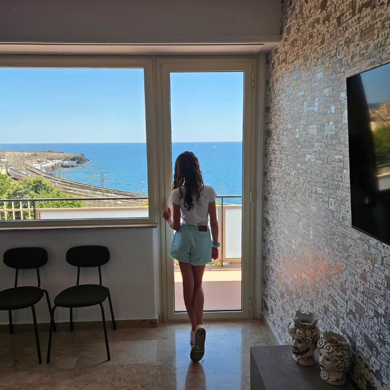 Sea Soul - Two-Bedroom Apartment with Sea View - 1