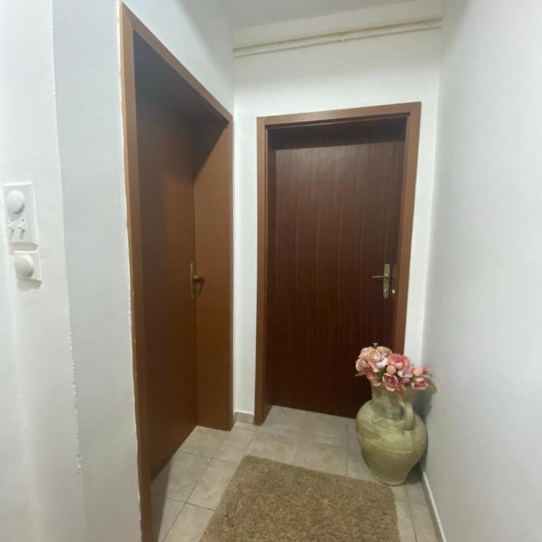 Miomir Perazic Apartments - Deluxe Family Suite - 16