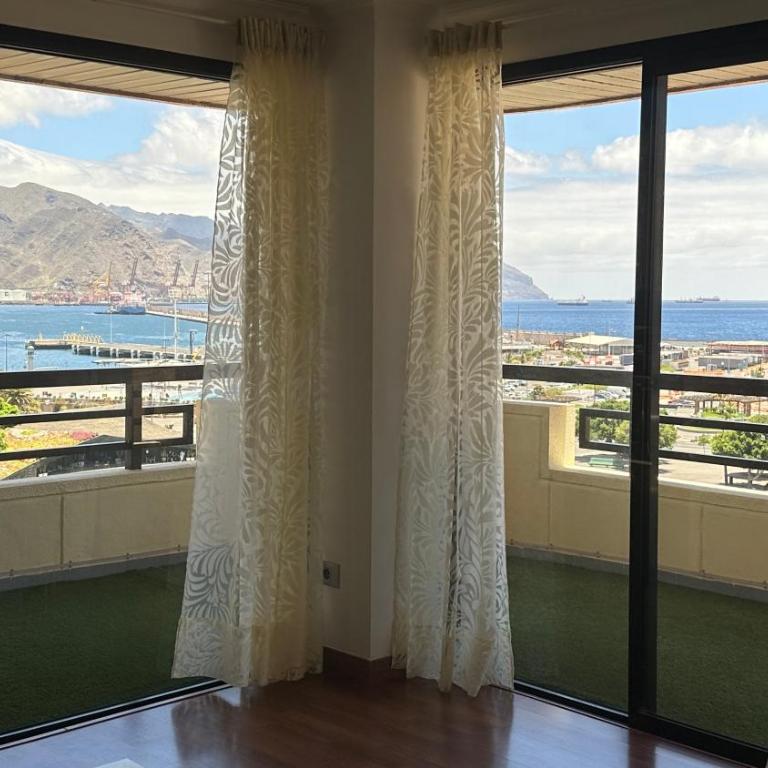 Lujoso y céntrico vistas al mar - Apartamento de 3 dormitorios - 35