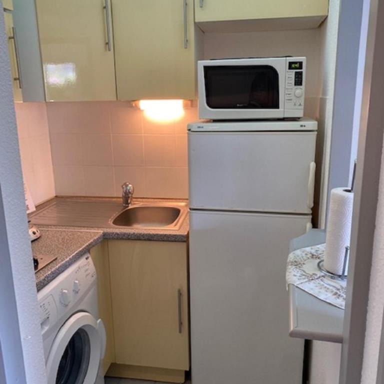 Vittoria Immobilier 4-REGLEMENT SUR PLACE -chèques vacances acceptés - Apartment - Ground Floor - 5