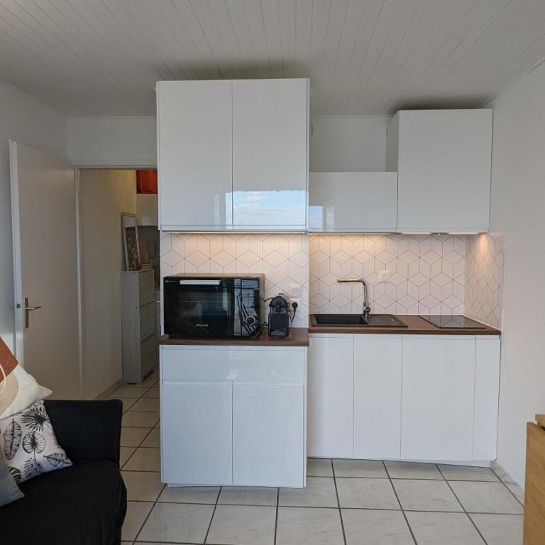 Appartement vue mer - accès direct à la plage - 4 à 5 personnes - Appartamento con Vista Mare - 9