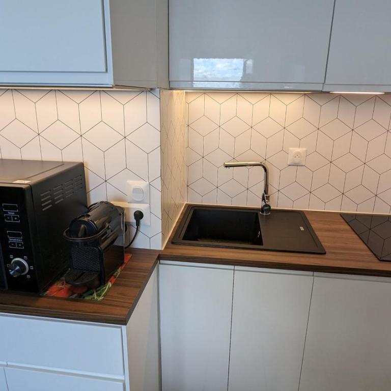 Appartement vue mer - accès direct à la plage - 4 à 5 personnes - Appartamento con Vista Mare - 11