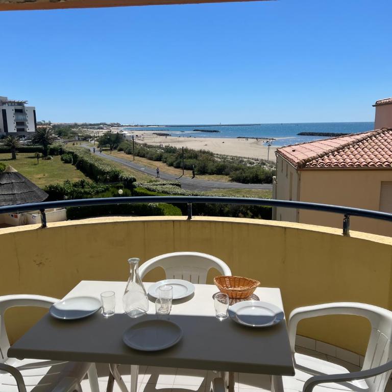 SAVANNA BEACH I Agréable T2 avec belle vue mer piscine Rochelongue Cap d'Agde - Appartamento con Vista Mare - 2