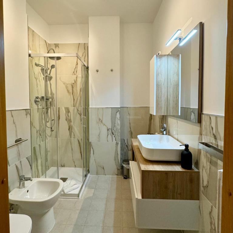 Deca Home - Appartamento con 2 Camere da Letto - 5