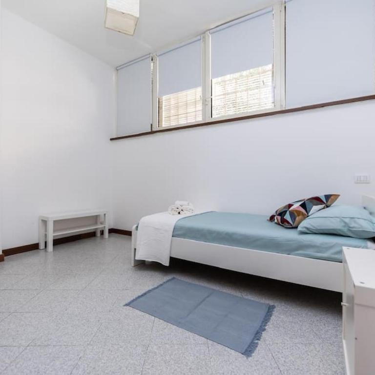 Trilocale con patio esterno - Appartamento con 2 Camere da Letto - 16