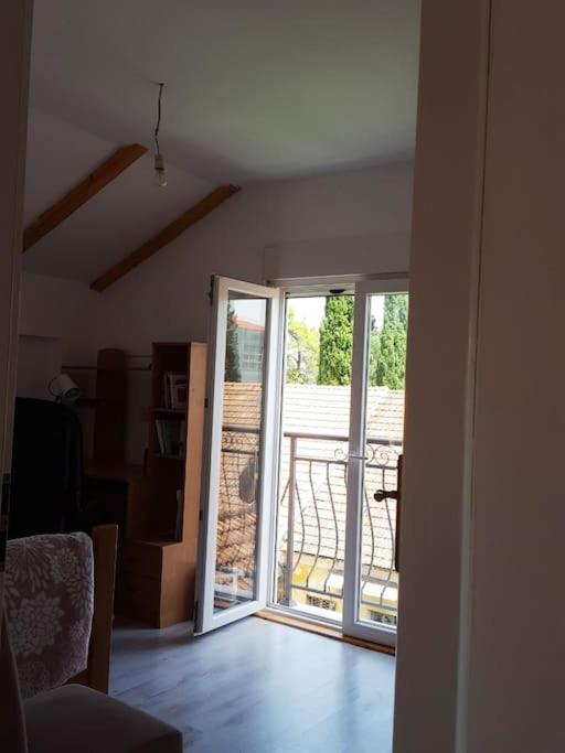 Apartment in the Center of Podgorica - Three-Bedroom Apartment - 21
