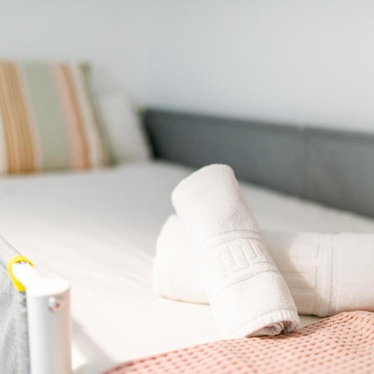 Moderno Alojamiento, Catedral Granada - Three-Bedroom Premium Apartment - 50