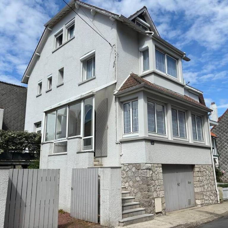 Charmante Maison avec 3 places de parking - Villa - 11