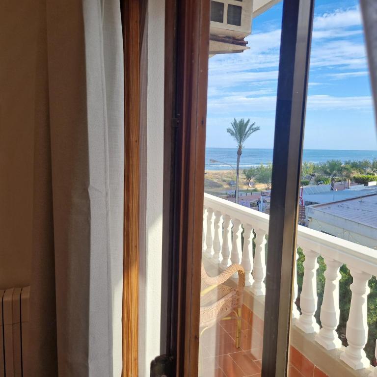 Hotel Bodegón de Peñíscola - Habitación Doble Superior con vistas laterales al mar - 6