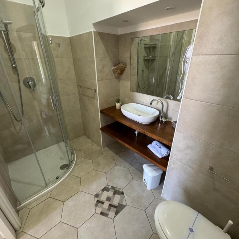 Don Ugo Luxury Rooms - Superior Queen Room - 1