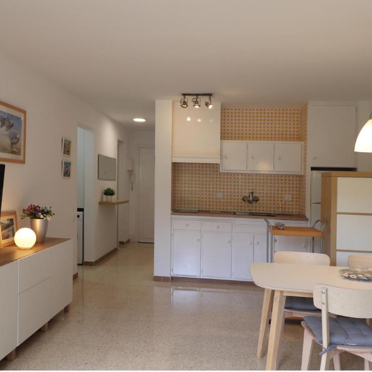 Salouhouses Apartment Cala Crancs - Apartment - 4