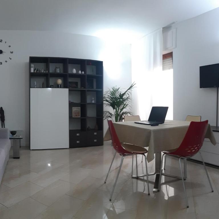 Machiavelli House - Intero appartamento Cagliari - Appartamento con 2 Camere da Letto - 2