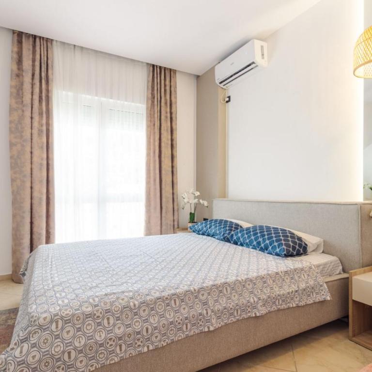 Apartments Mar - Dvokrevetna Soba sa Bračnim Krevetom sa Balkonom i Pogledom na More - 5