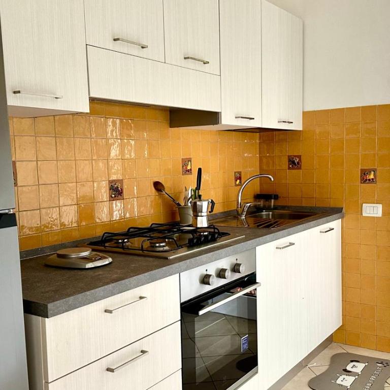 N084 - Numana, villa quadrilocale con meraviglioso giardino - Appartamento - 35