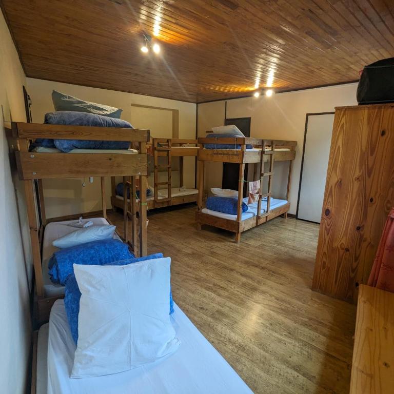 Les Arolles - Gîte d'étape et de séjour - Dortoir Mixte de 6 Lits - 8